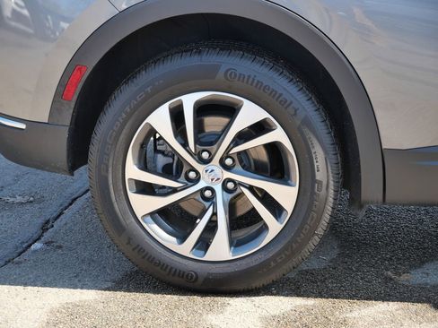 Used 2022 Buick Envision Essence w/ Technology Package I image 12