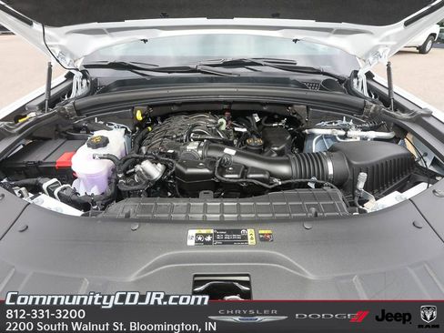 New 2025 Jeep Grand Cherokee Limited AWD/4WD image 19