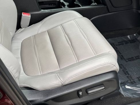 Certified 2017 Honda CR-V EX-L image 11