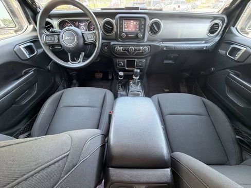 Used 2021 Jeep Wrangler Unlimited Sport AWD/4WD image 21