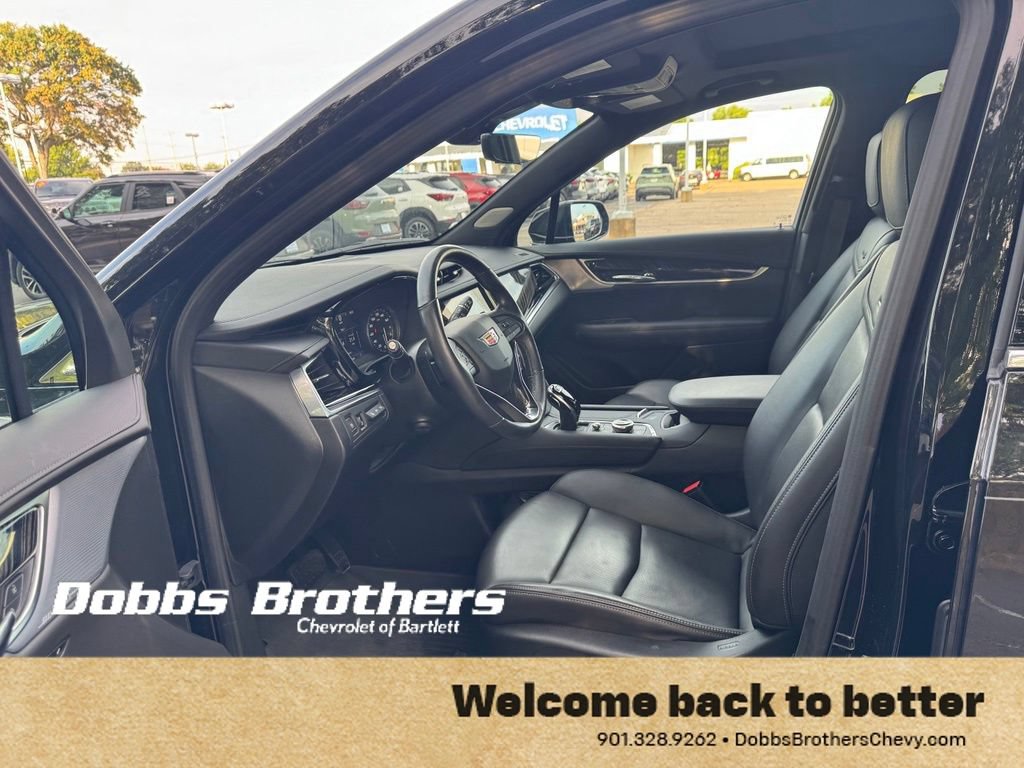 Used 2024 Cadillac XT6 Premium Luxury w/ Technology Package AWD/4WD image 10