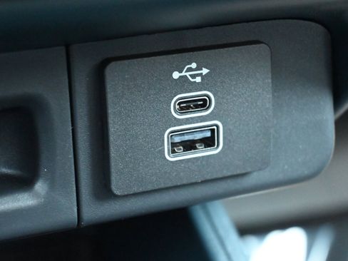 New 2025 Ford Maverick Lariat w/ Black Appearance Package image 26