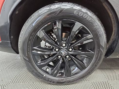 Certified 2024 Buick Envista Sport Touring w/ Convenience I Package FWD image 47