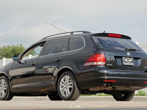 Used 2013 Volkswagen Jetta TDI FWD image 16