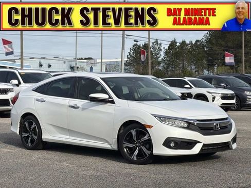 Used 2018 Honda Civic Touring image 1