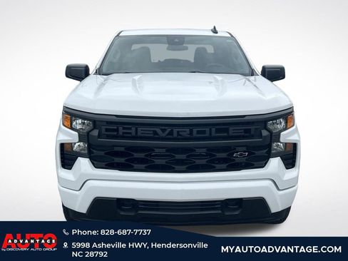 Used 2024 Chevrolet Silverado 1500 Custom w/ Turbomax Blackout Package AWD/4WD image 4