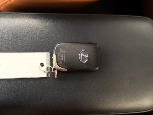 Used 2012 Lexus CT 200h Premium image 44