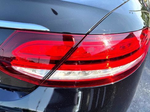 Used 2019 Mercedes-Benz C 300 4MATIC Cabriolet image 23