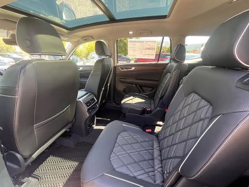 New 2026 Volkswagen Atlas SEL Premium R-Line image 13