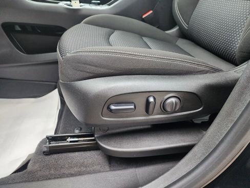 Certified 2023 GMC Terrain SLE w/ Driver Convenience Package image 29