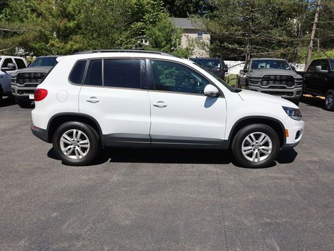 Used 2016 Volkswagen Tiguan S AWD/4WD image 8