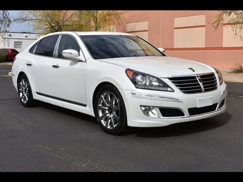 Used 2013 Hyundai Equus Ultimate image 2