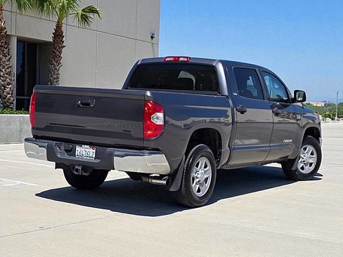 Used 2018 Toyota Tundra SR5 image 6