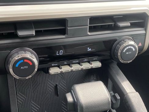 Used 2024 Toyota Tacoma TRD Off-Road image 16