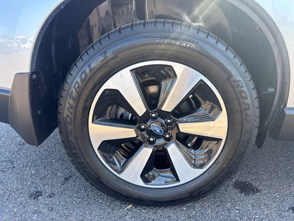 Used 2017 Subaru Forester 2.5i w/ Protection Package #1 AWD/4WD image 9