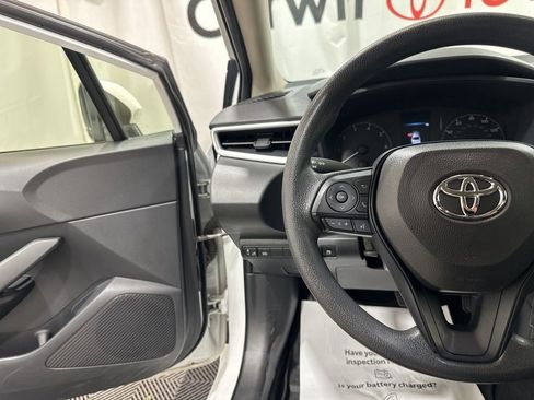 Used 2024 Toyota Corolla LE image 26