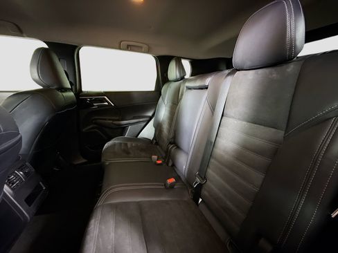 Used 2022 Mitsubishi Outlander SEL Black Edition image 25