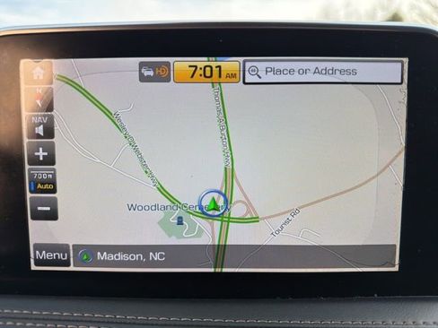 Used 2019 Genesis G70 2.0T Advanced w/ Sport Package image 37