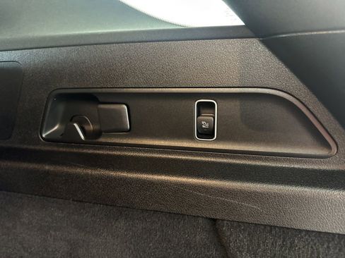 Used 2020 Mercedes-Benz GLE 580 4MATIC image 17