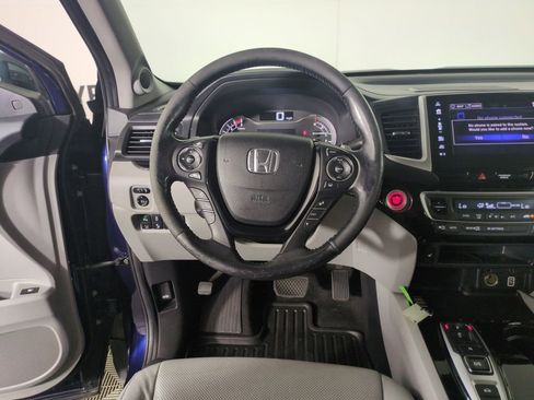 Used 2020 Honda Ridgeline RTL-E image 16