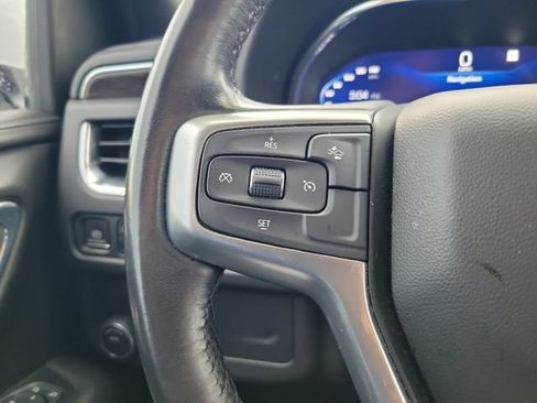 Used 2022 Chevrolet Suburban LT RWD image 20