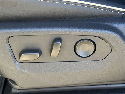 New 2026 Chevrolet Suburban Premier w/ Sun And Tow Package image 26