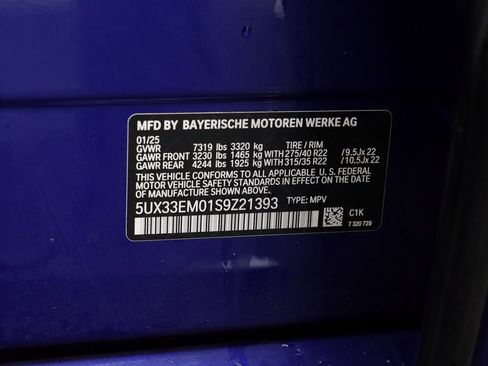 Certified 2025 BMW X7 M60i image 25