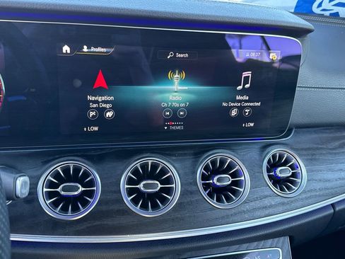 Used 2021 Mercedes-Benz E 450 Cabriolet image 25