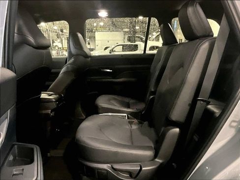 Used 2026 Toyota Grand Highlander AWD Hybrid image 15