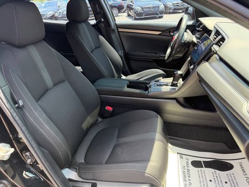 Used 2017 Honda Civic Sport image 16