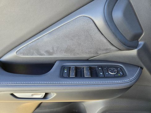 New 2026 Lexus TX 500h AWD image 9