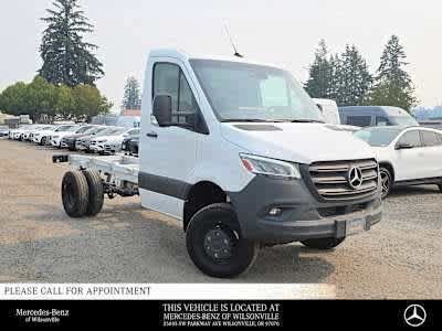Used 2024 Mercedes-Benz Sprinter 3500 image 16