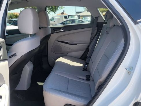 Used 2021 Hyundai Tucson SE w/ Cargo Package FWD image 24