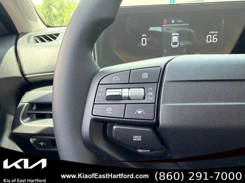 New 2026 Kia K4 FWD image 31