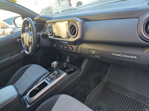 Used 2022 Toyota Tacoma TRD Sport w/ TRD Premium Sport Package RWD image 20