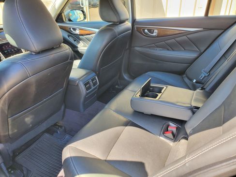 Used 2015 INFINITI Q50 Premium w/ Deluxe Touring Package image 32
