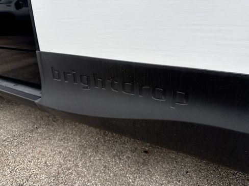 Used 2024 Chevrolet Brightdrop 400 w/ Commercial Equipment Package AWD/4WD image 13