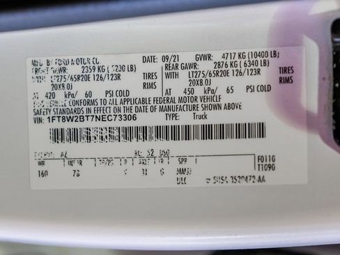 Used 2022 Ford F250 Platinum w/ FX4 Off-Road Package image 57