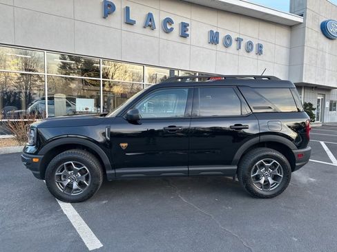 Used 2023 Ford Bronco Sport Badlands image 4