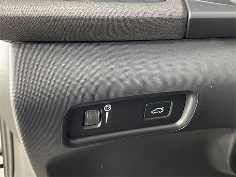 Used 2022 Polestar Polestar 2 w/ Performance Package image 16