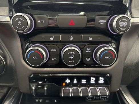 Used 2019 RAM 1500 Big Horn image 45