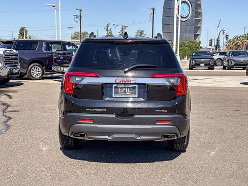 Used 2023 GMC Acadia AT4 AWD/4WD image 3