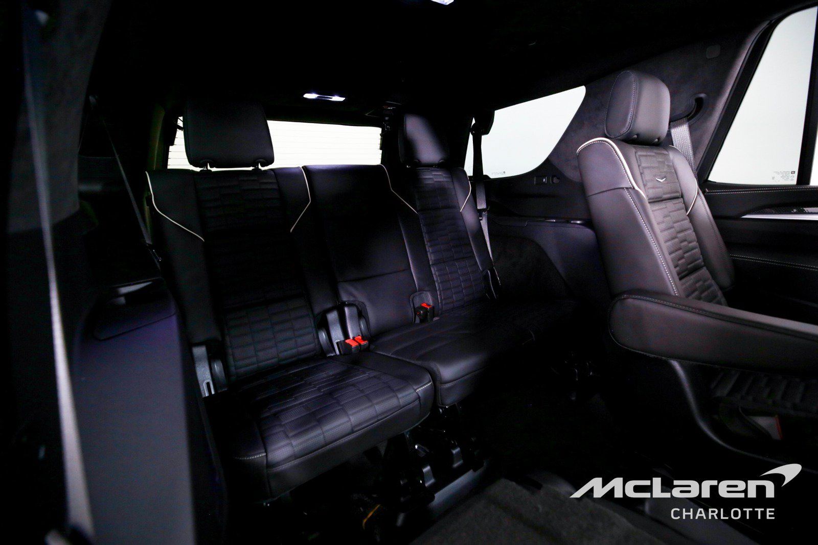 Used 2026 Cadillac Escalade V w/ LPO, ONYX Package AWD/4WD image 28