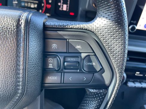 Certified 2025 Toyota Tacoma SR AWD/4WD image 22