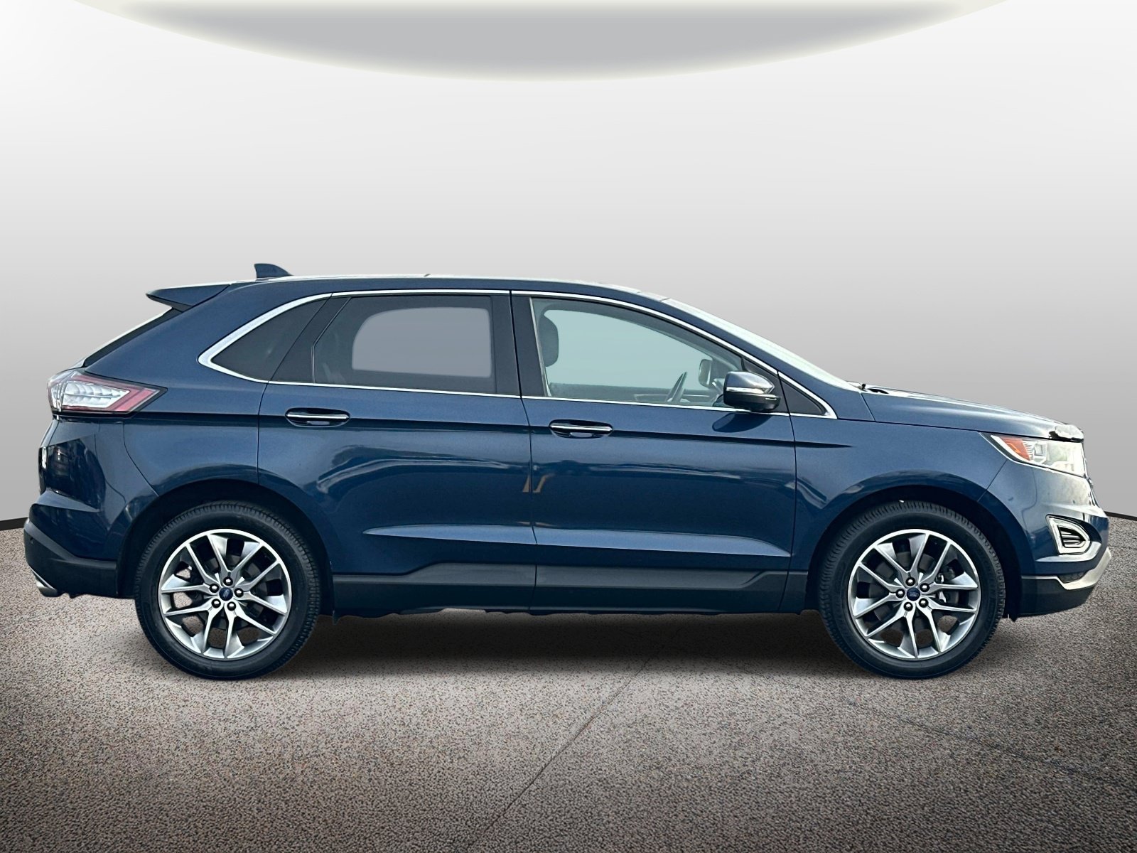 Used 2017 Ford Edge Titanium w/ Canadian Touring Package AWD/4WD image 5
