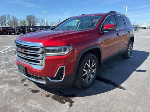 Used 2023 GMC Acadia SLT AWD/4WD image 2