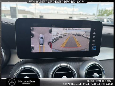 Used 2023 Mercedes-Benz GLC 300 4MATIC Coupe image 17