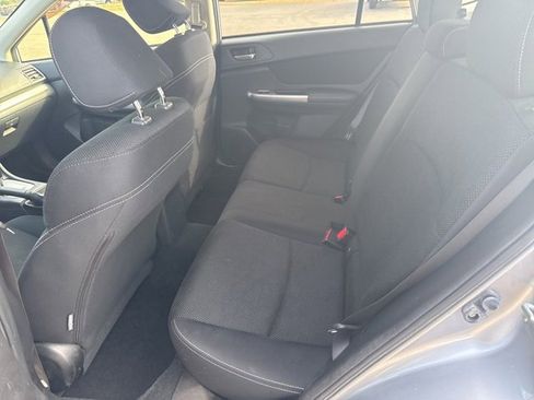 Used 2015 Subaru Crosstrek 2.0i Premium w/ Moonroof Package image 16