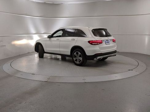 Used 2019 Mercedes-Benz GLC 300 4MATIC image 4