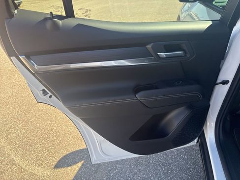 New 2026 GMC Terrain Elevation w/ Elevation Premium Package image 22